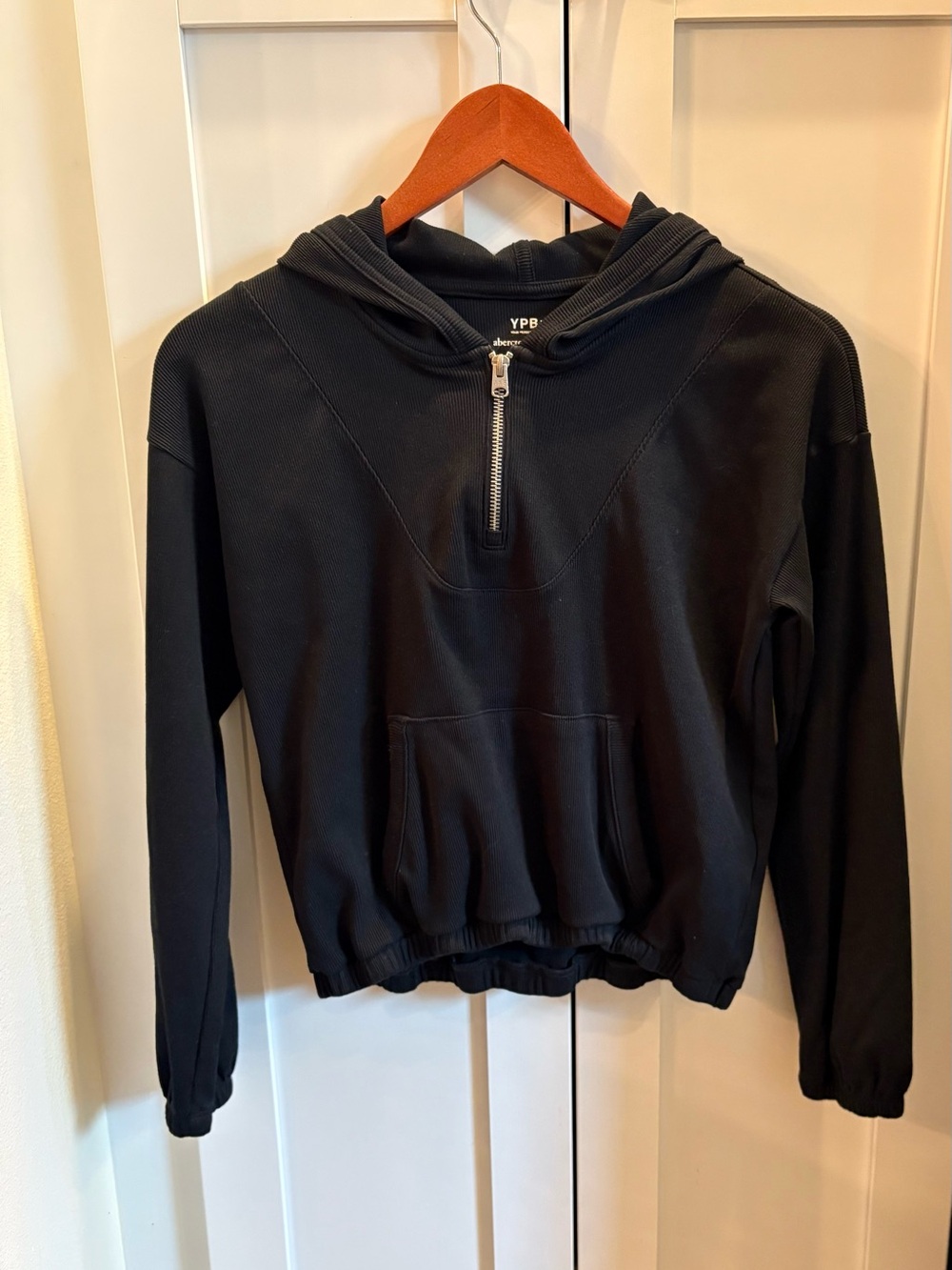 Abercrombie Kids Waffle Knit Quarter Zip black Hoodie Size 11/12